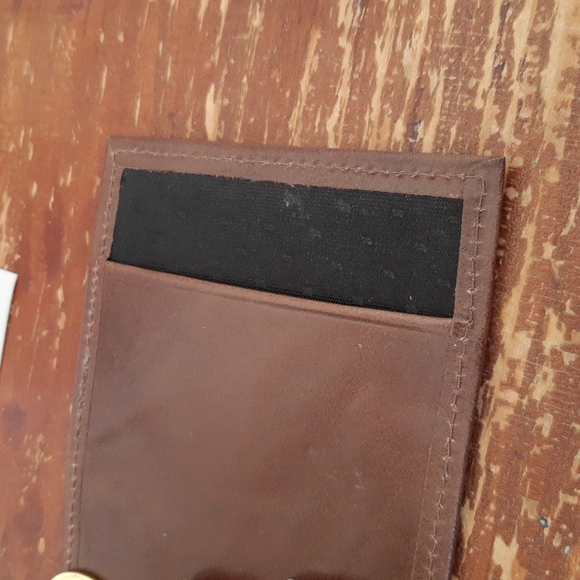 Tilley Money Clip Wallet - Picture 5 of 6